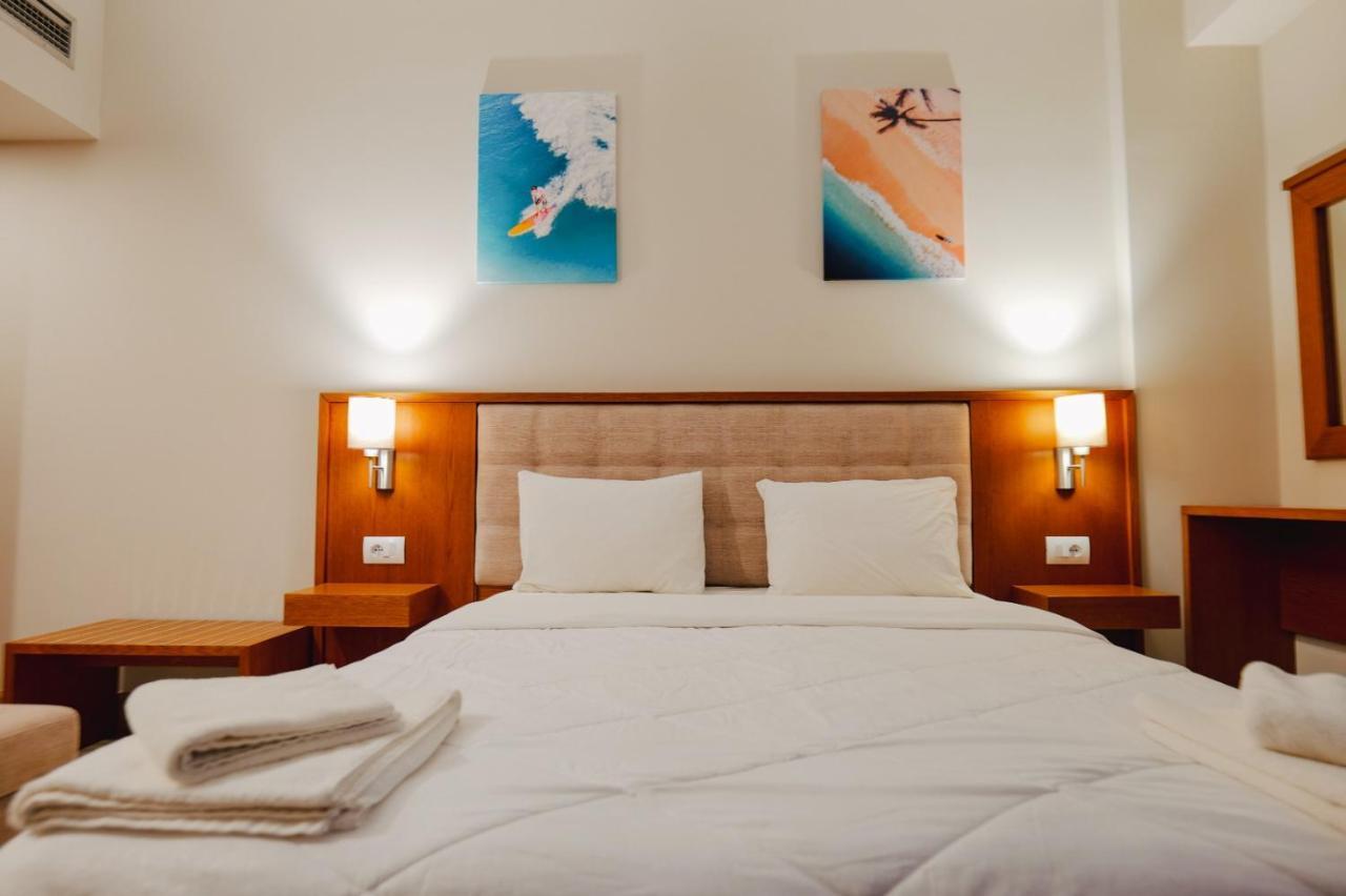 Hotel Sole Mare クサミル エクステリア 写真