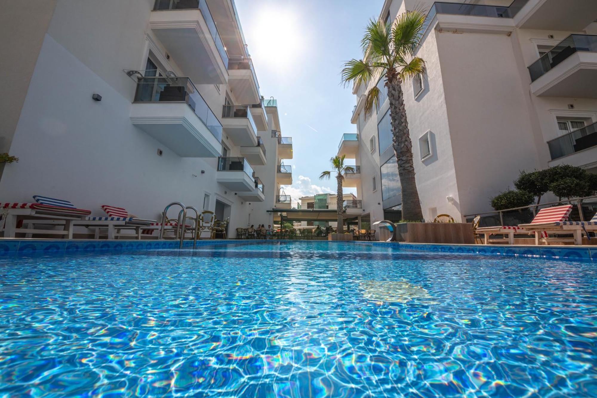 Hotel Sole Mare クサミル エクステリア 写真