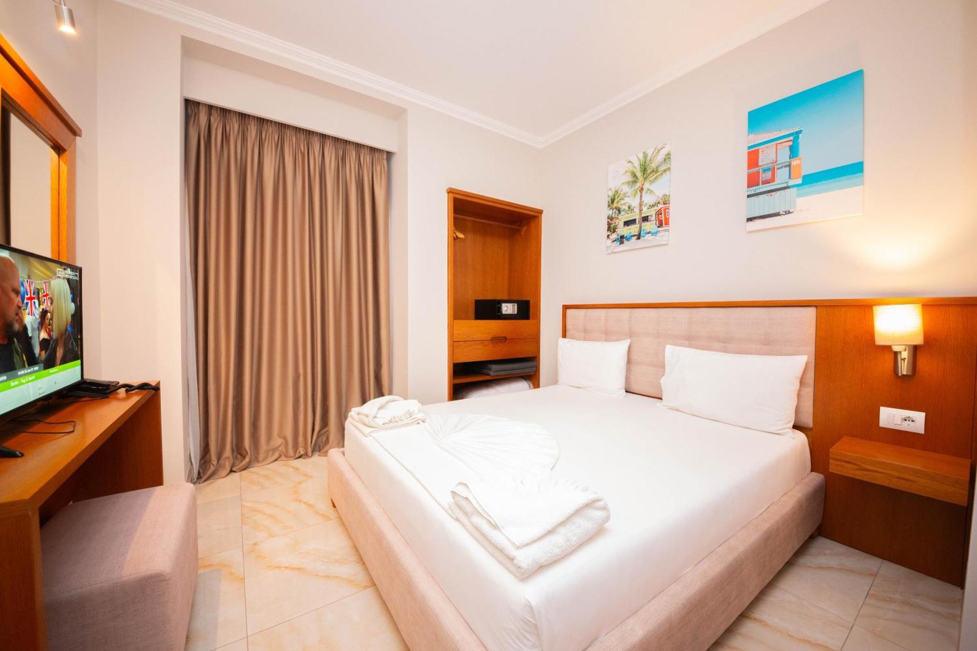 Hotel Sole Mare クサミル エクステリア 写真