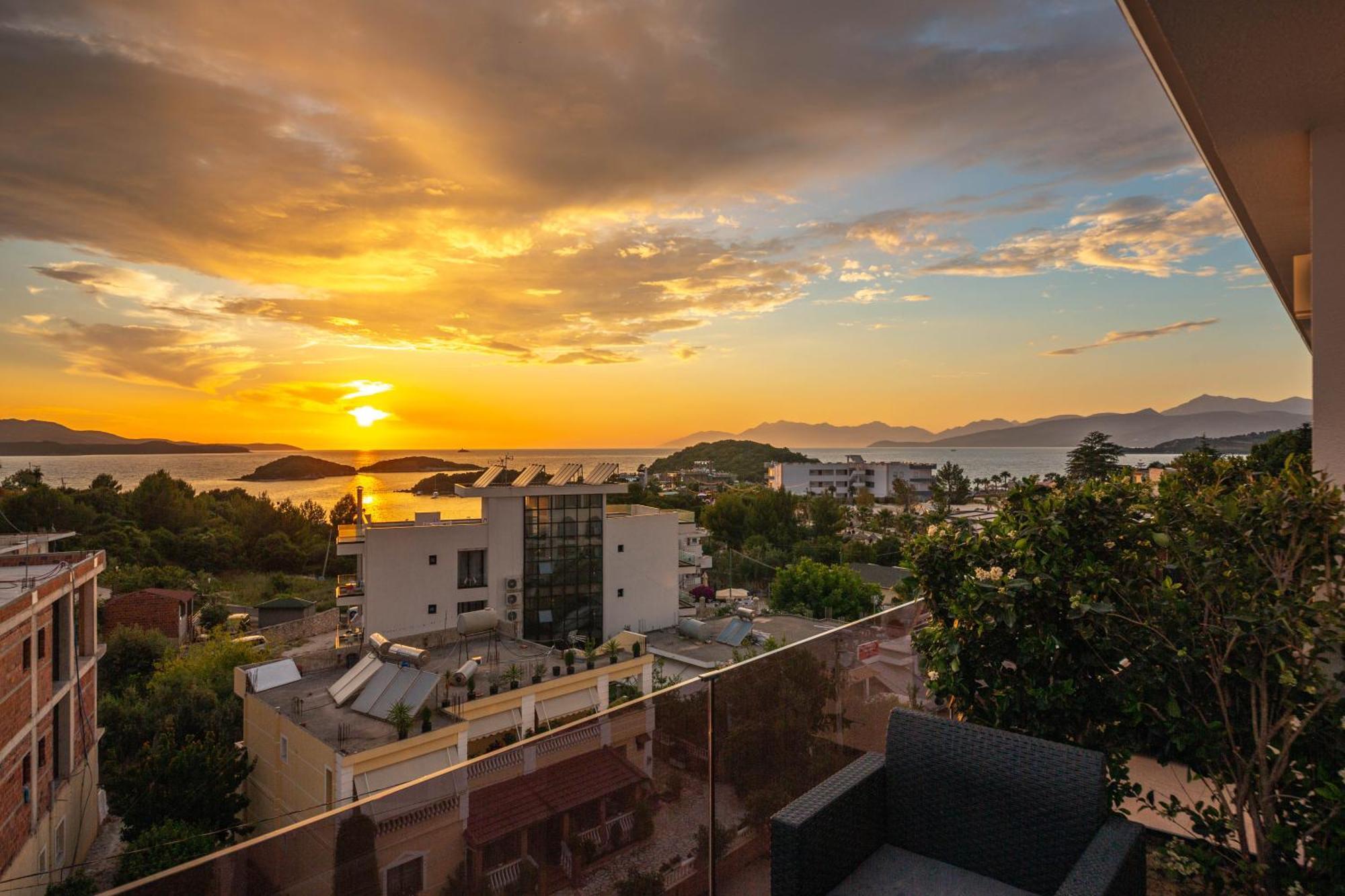 Hotel Sole Mare クサミル エクステリア 写真